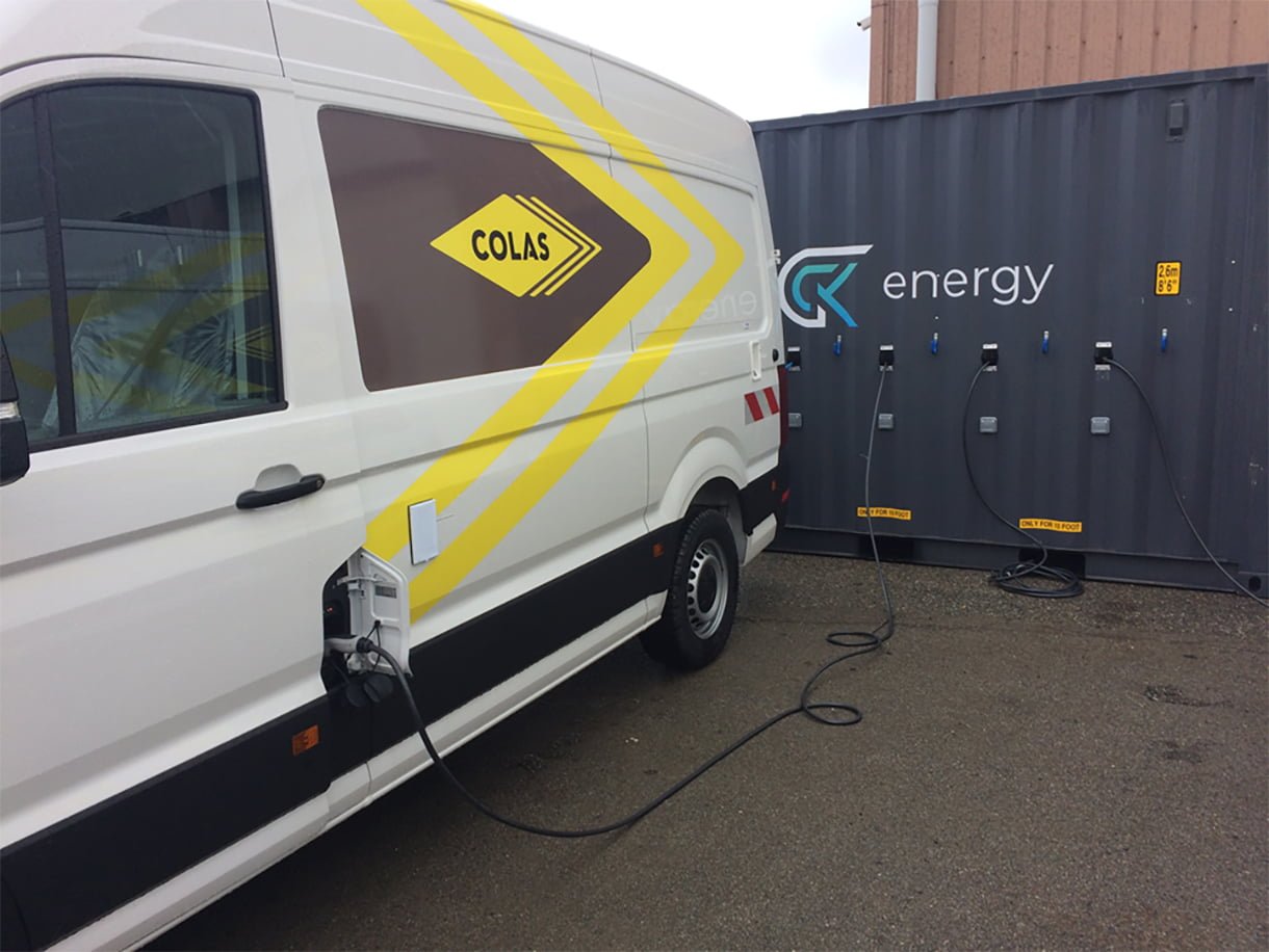 Borne de recharge de véhicules utilitaires électriques